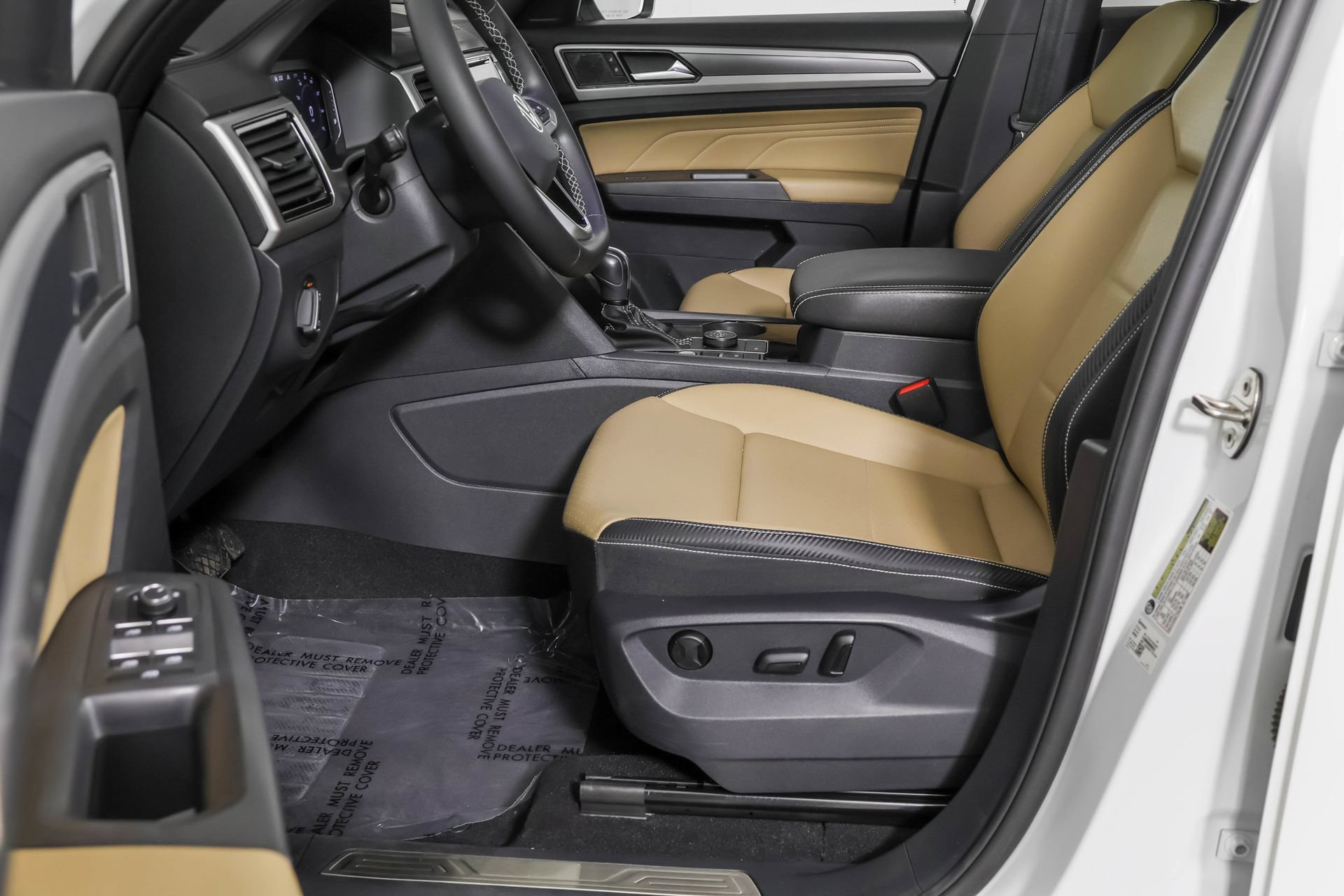 Used 2023 Volkswagen Atlas Cross Sport SE w/ Panoramic Sunroof Package AWD/4WD image 25