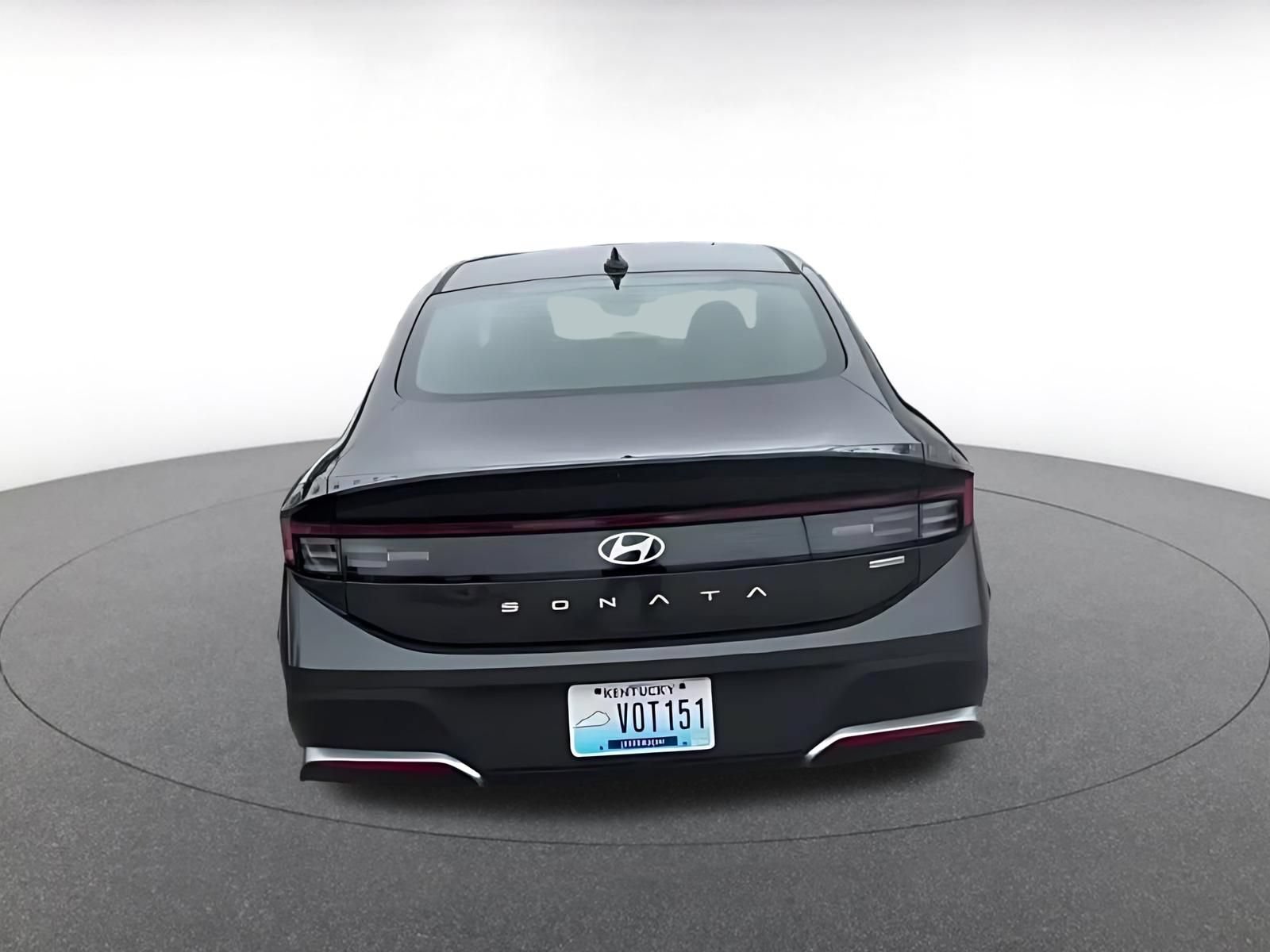 Used 2026 Hyundai Sonata Blue FWD image 16