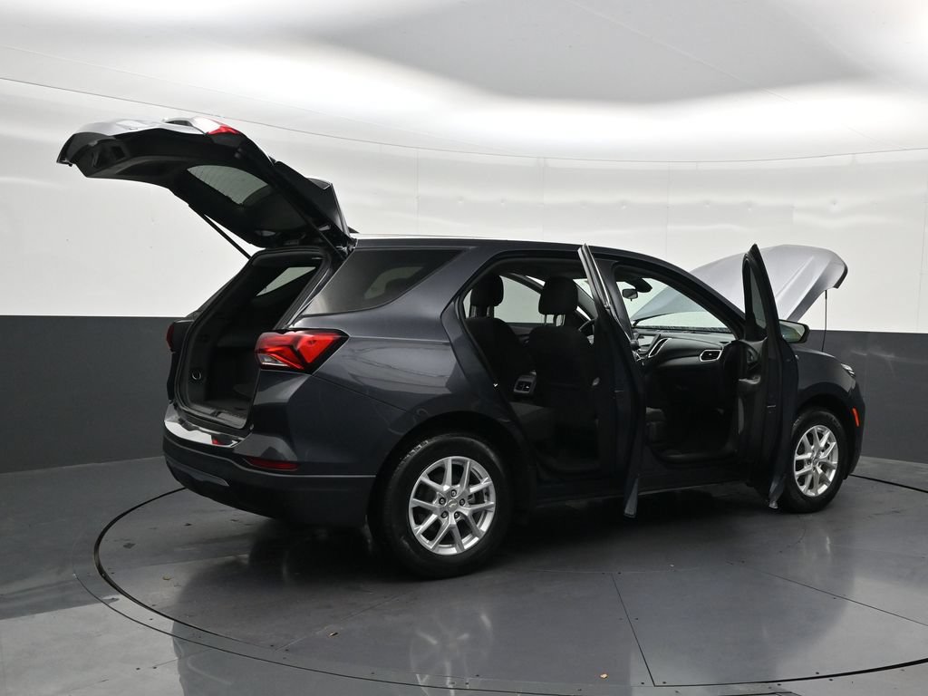 Used 2023 Chevrolet Equinox LT FWD image 28
