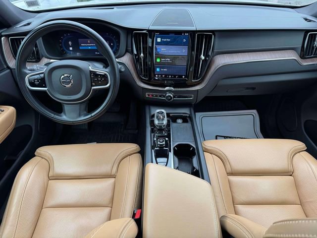 Used 2022 Volvo XC60 B5 Inscription w/ Advanced Package AWD/4WD image 18