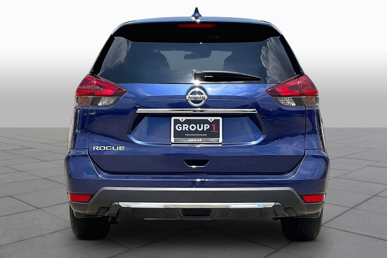 Used 2019 Nissan Rogue S FWD image 5