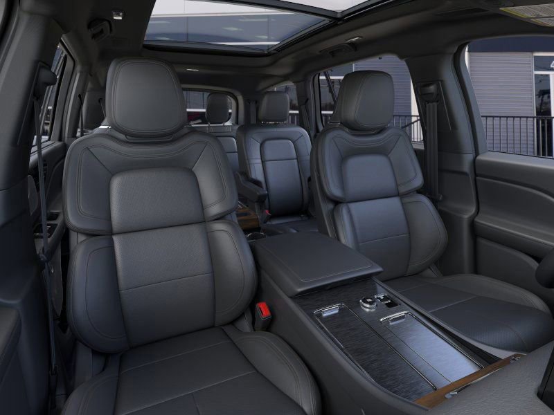 New 2025 Lincoln Aviator Reserve w/ Equipment Group 201A image 10