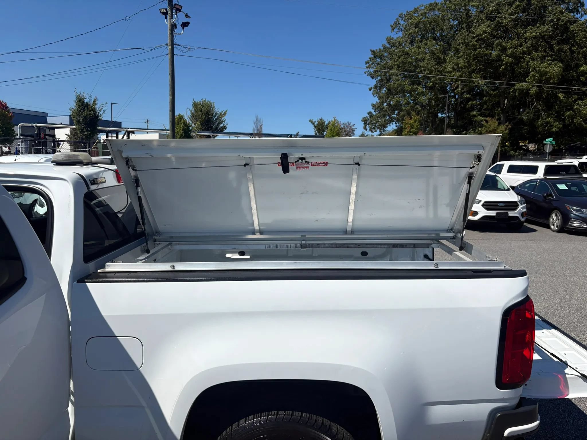 Used 2021 Chevrolet Colorado LT w/ Fleet Safety Package RWD image 28