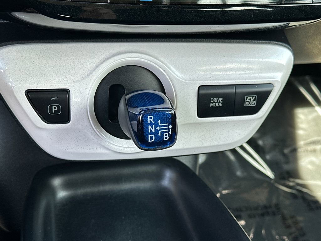 Used 2018 Toyota Prius Two image 26