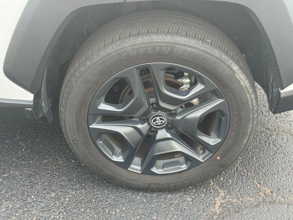 Used 2024 Toyota RAV4 Adventure AWD/4WD image 10