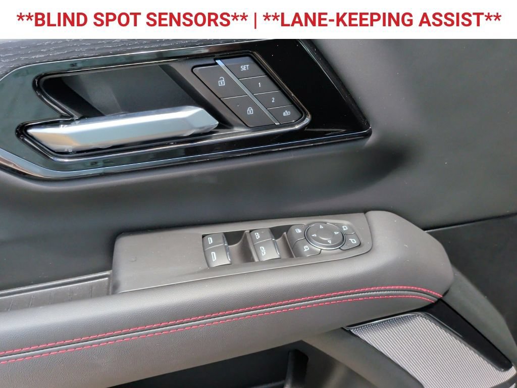 New 2026 GMC Yukon AT4 Ultimate AWD/4WD image 12