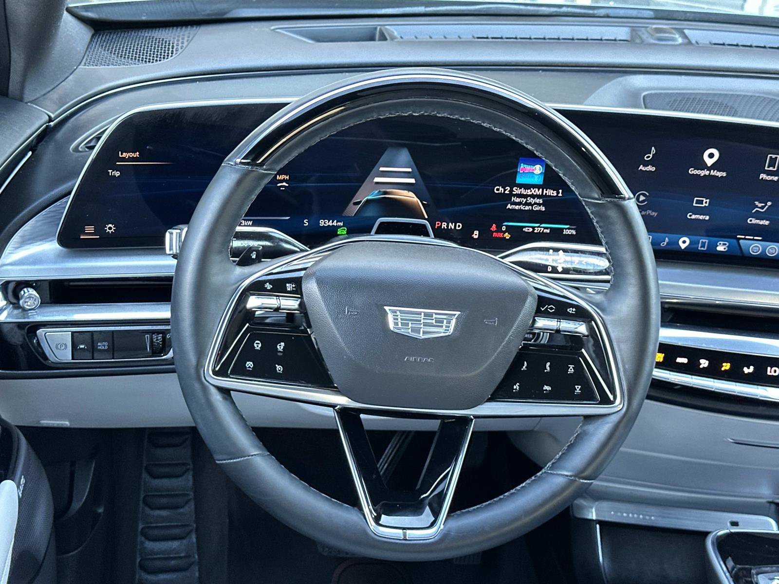 Used 2024 Cadillac Lyriq Sport AWD/4WD image 11