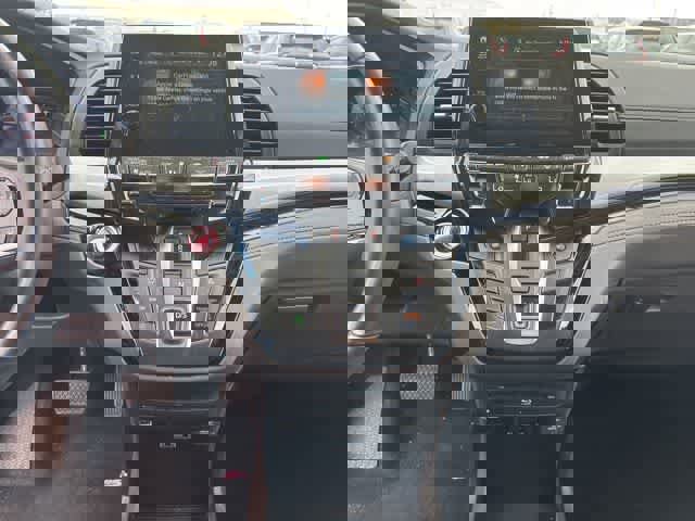 Used 2023 Honda Odyssey Touring image 18