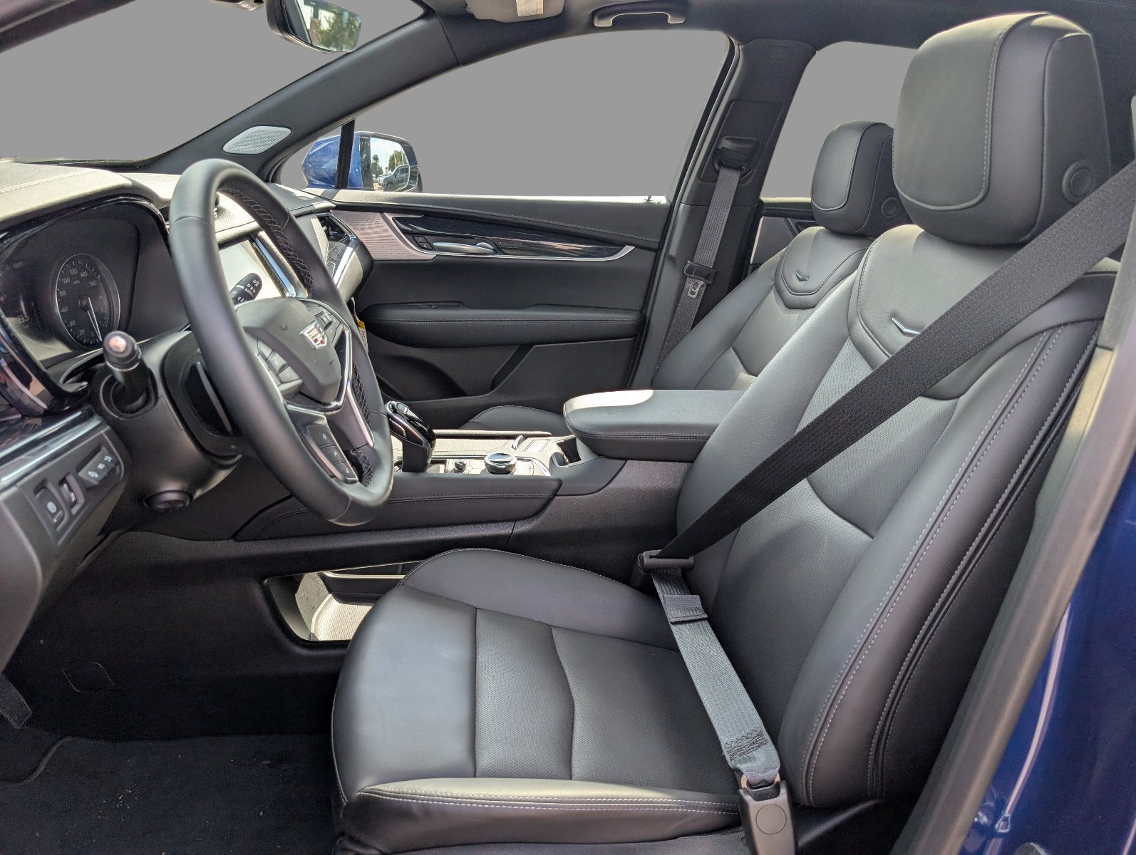New 2026 Cadillac XT5 Premium Luxury w/ Driver Assist Package FWD image 14