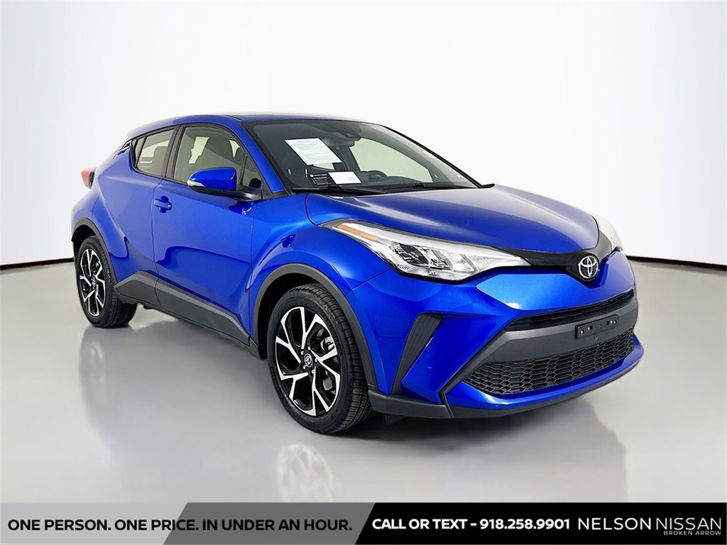 Used 2020 Toyota C-HR XLE image 3