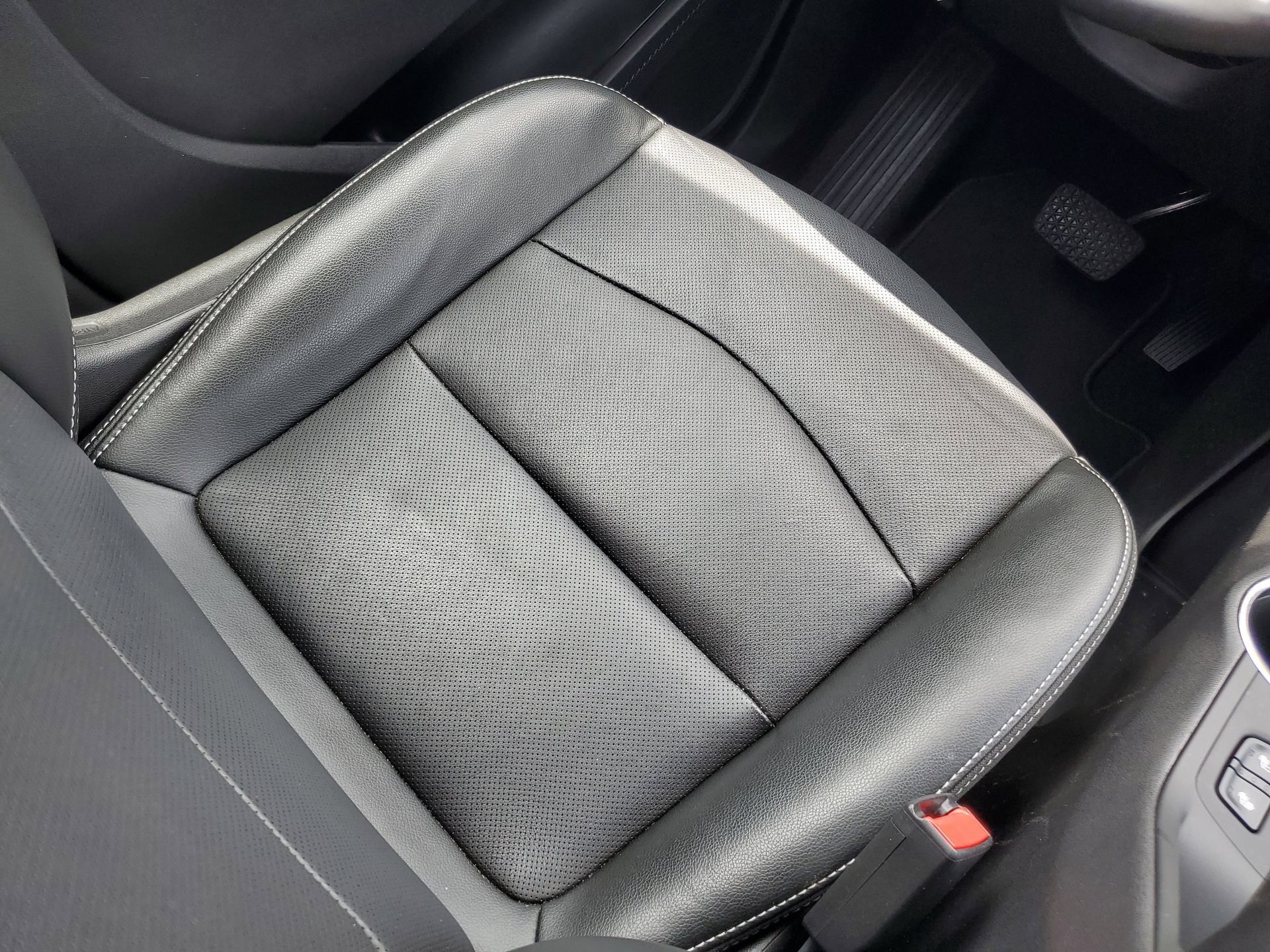Used 2022 GMC Terrain SLT w/ LPO, Floor Liner Package FWD image 15