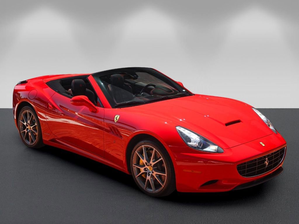 Certified 2013 Ferrari California image 30