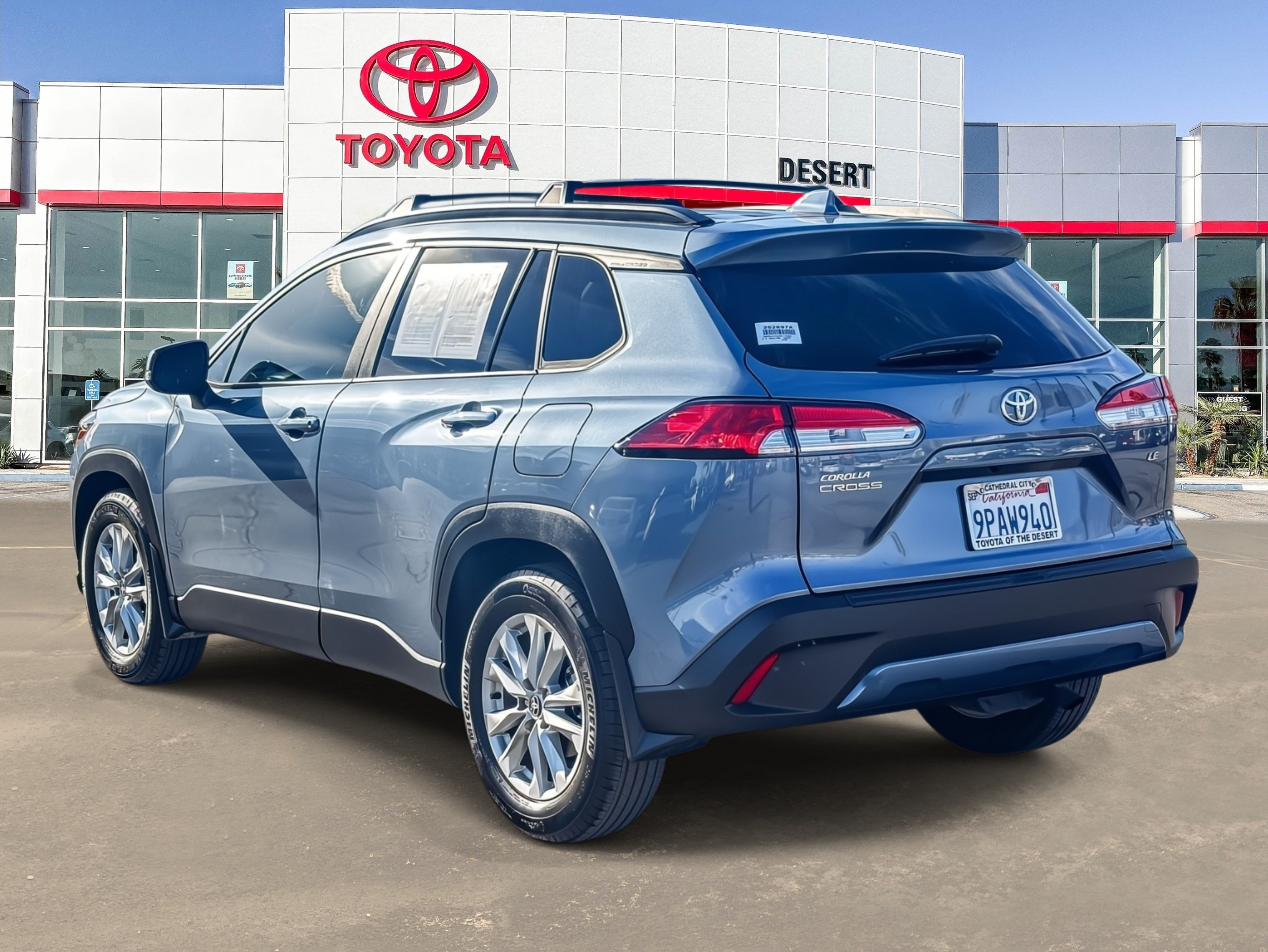 Used 2024 Toyota Corolla Cross LE w/ Moonroof Package FWD image 5
