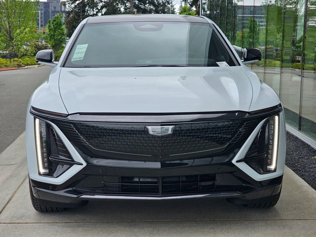 New 2026 Cadillac Lyriq Sport AWD/4WD image 8