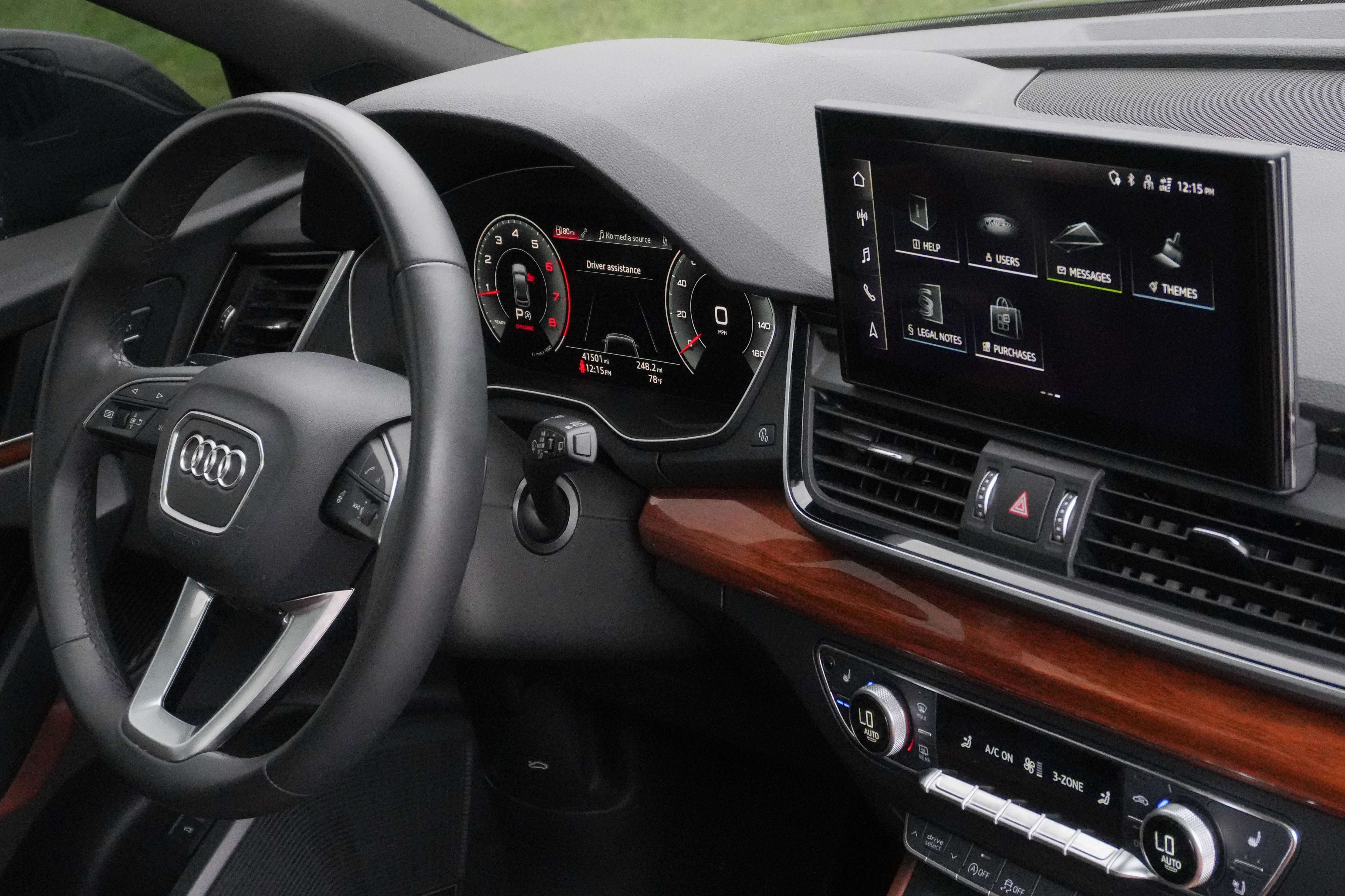Used 2023 Audi Q5 2.0T Premium Plus w/ Premium Plus Package AWD/4WD image 8