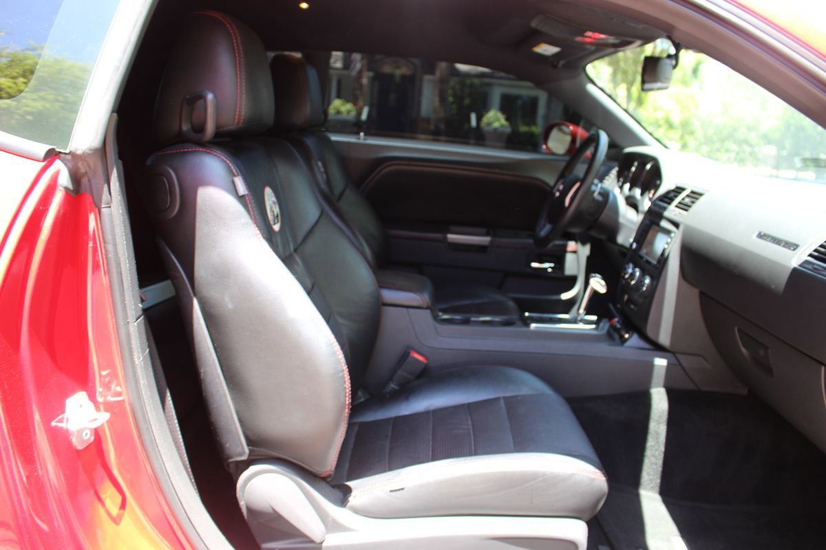 Used 2013 Dodge Challenger R/T w/ Sound Group II RWD image 15