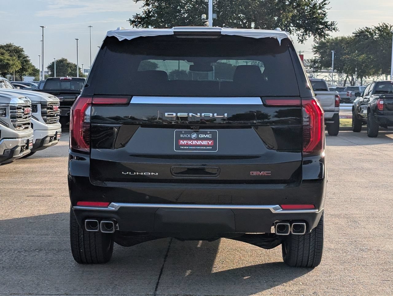 New 2026 GMC Yukon Denali w/ Sun & Power Step Package AWD/4WD image 5