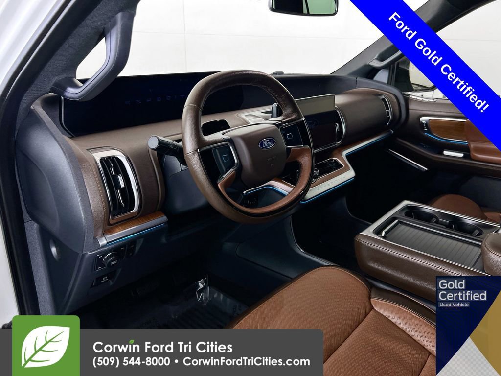 Certified 2025 Ford Expedition Max King Ranch image 3