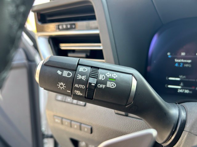 Used 2024 Lexus GX 550 AWD/4WD image 22