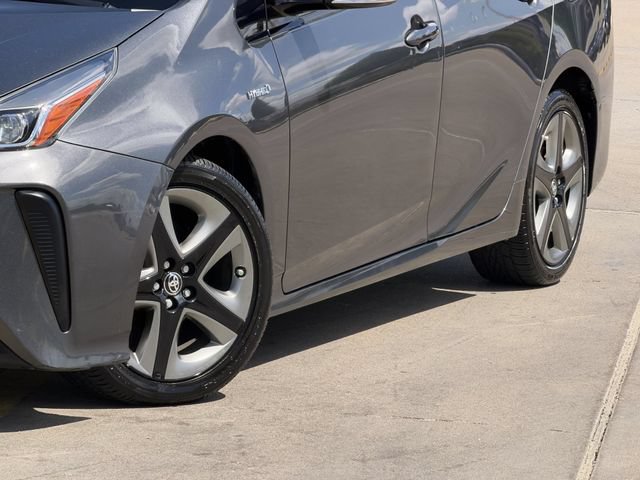 Used 2019 Toyota Prius Limited FWD image 3