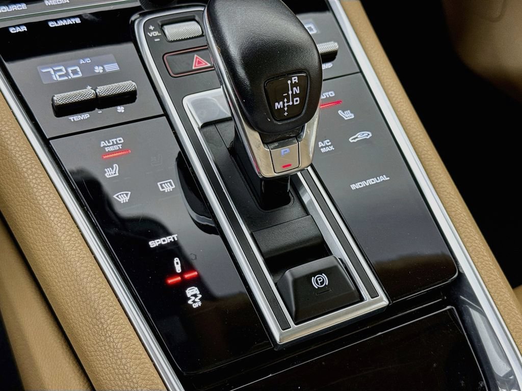 Certified 2019 Porsche Panamera 4 AWD/4WD image 22