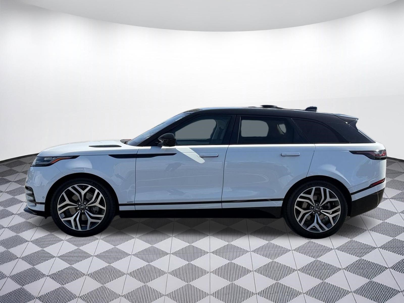 Used 2020 Land Rover Range Rover Velar R-Dynamic HSE AWD/4WD image 2