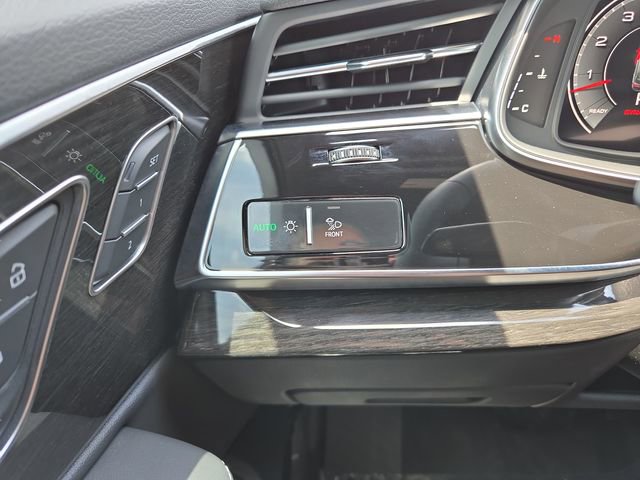 New 2026 Audi Q7 3.0T Premium Plus AWD/4WD image 18