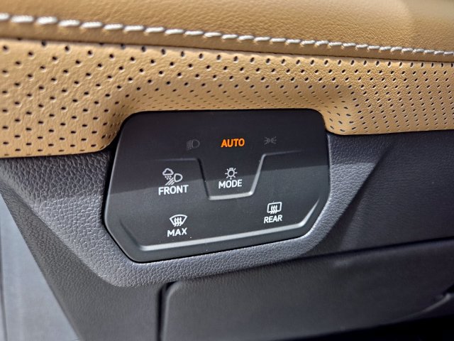 New 2026 Volkswagen Atlas Cross Sport SE FWD image 27