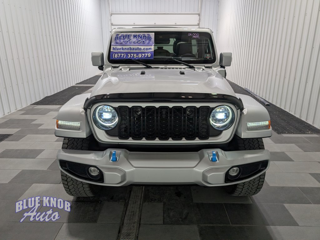 Used 2024 Jeep Wrangler High Altitude AWD/4WD image 6