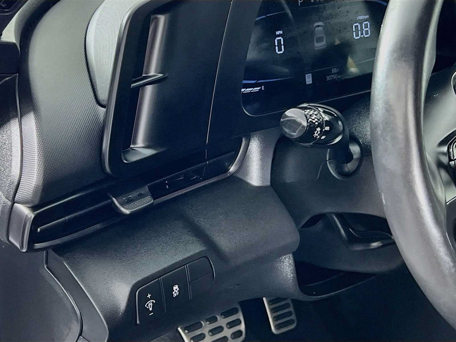 Certified 2025 Hyundai Elantra Sport FWD image 10