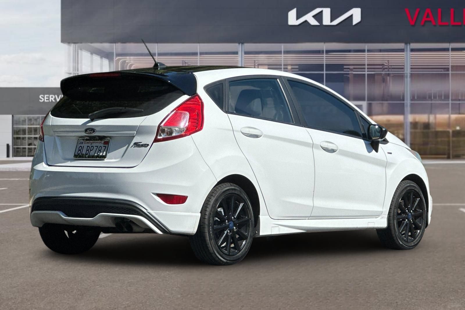 Used 2019 Ford Fiesta ST-Line FWD image 4
