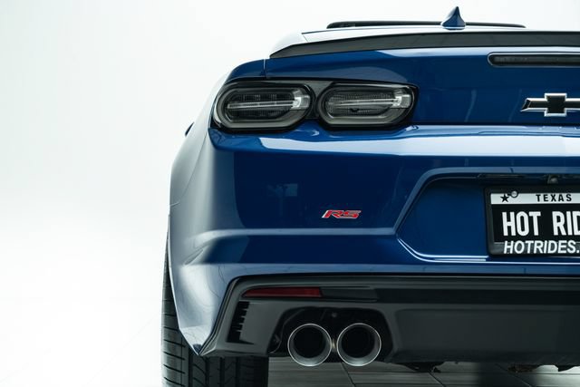 Used 2021 Chevrolet Camaro LT w/ RS Package RWD image 17