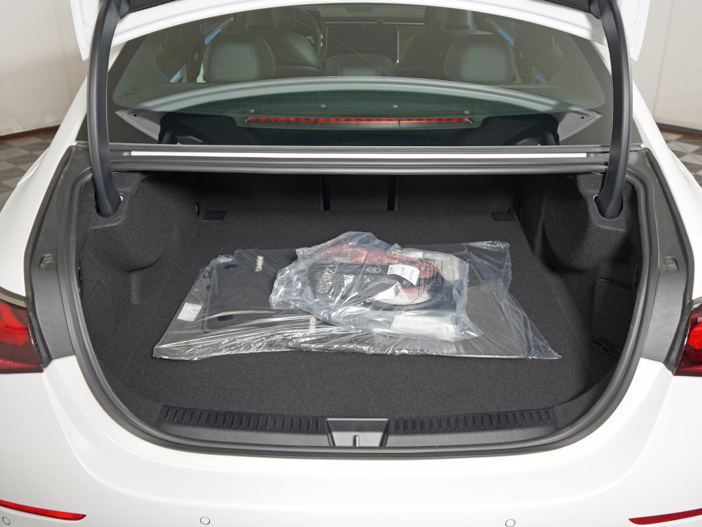 New 2027 Mercedes-Benz E 53 AMG e 4MATIC Sedan image 32