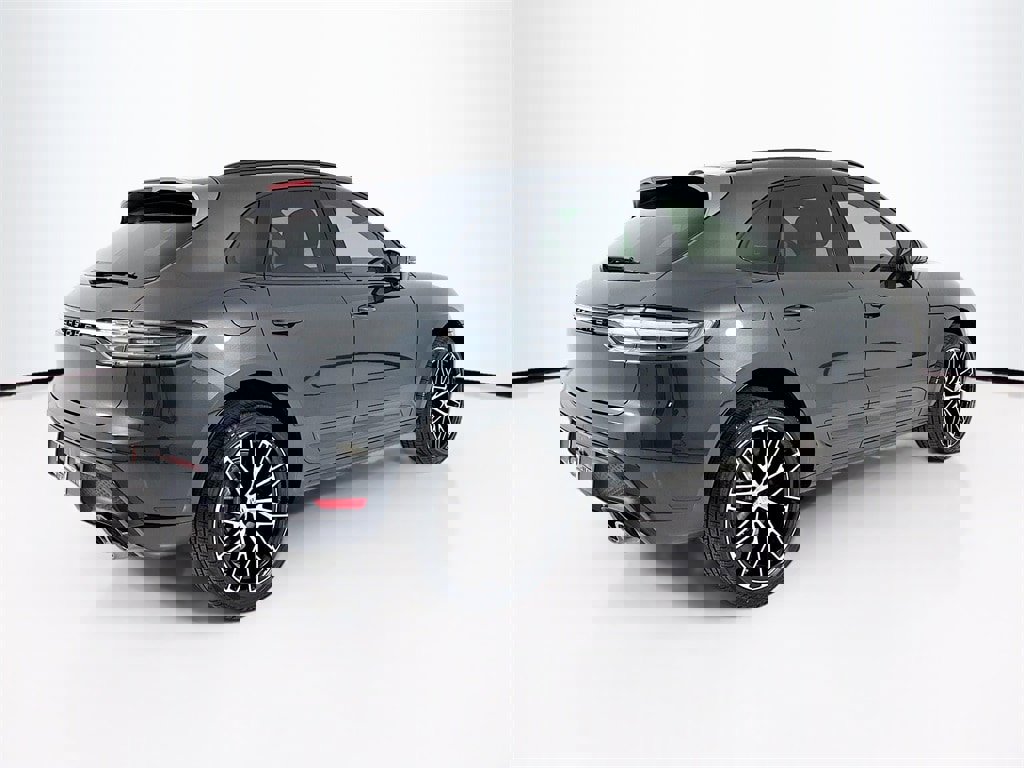 New 2026 Porsche Macan Turbo image 9