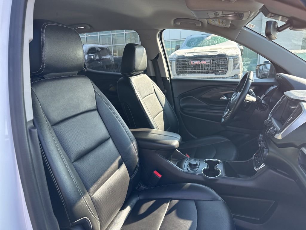 Used 2024 GMC Terrain SLT image 20
