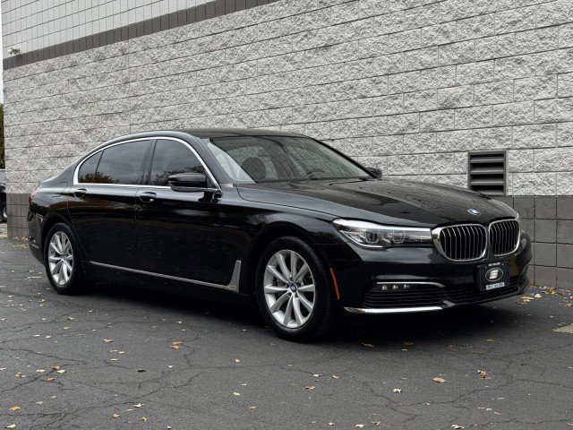 Used 2018 BMW 740i xDrive image 18