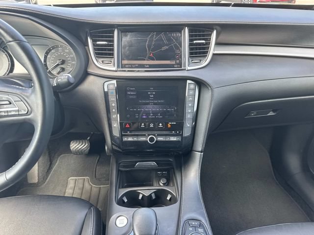 Used 2020 INFINITI QX50 Luxe w/ Navigation Package FWD image 20