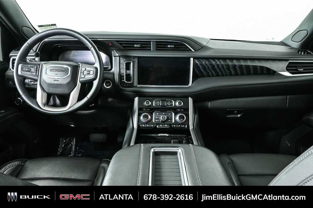 Used 2024 GMC Yukon XL Denali image 21