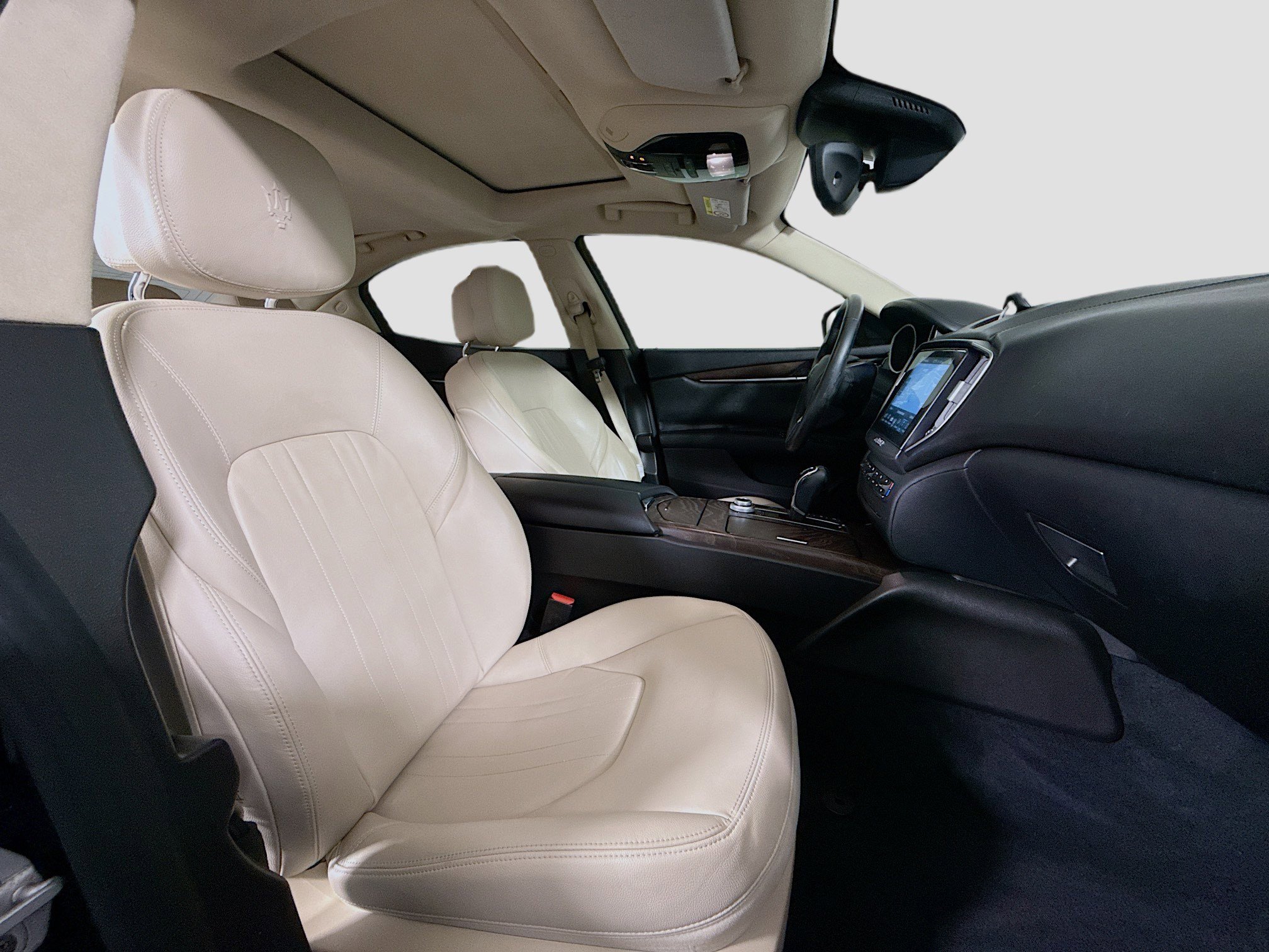 Used 2018 Maserati Ghibli S image 29