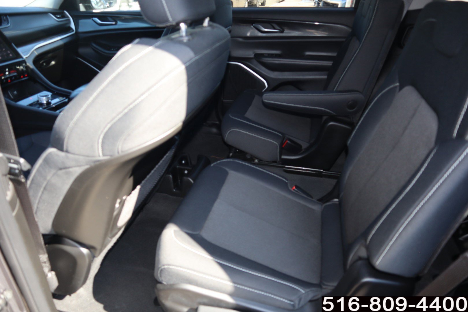 Used 2021 Jeep Grand Cherokee L Laredo w/ Luxury Tech Group I image 15