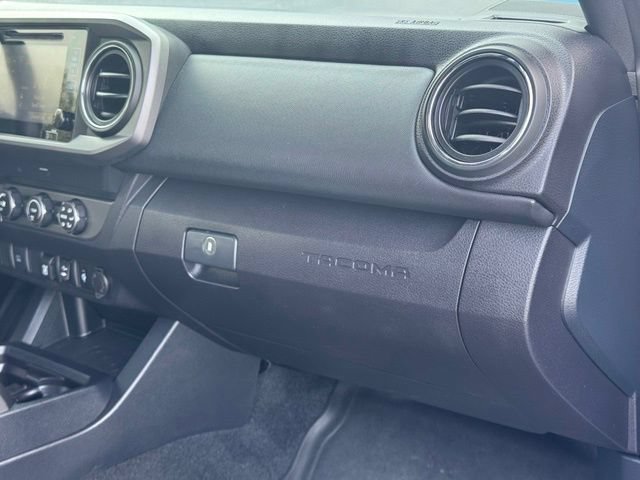 Used 2019 Toyota Tacoma TRD Sport AWD/4WD image 24