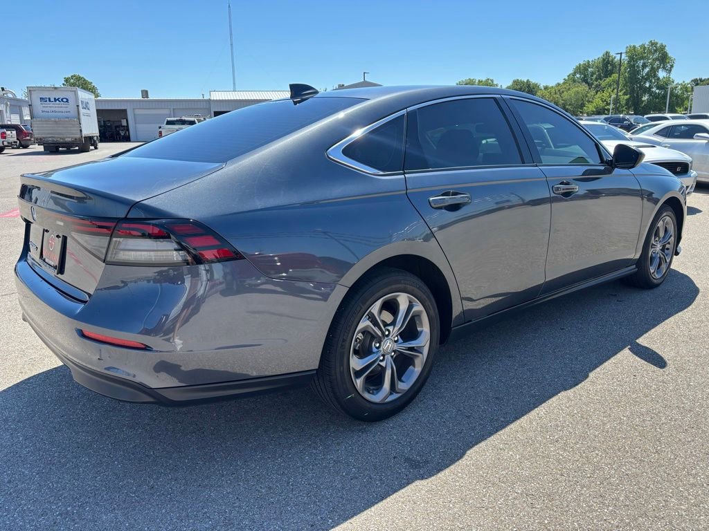 Used 2024 Honda Accord EX image 5