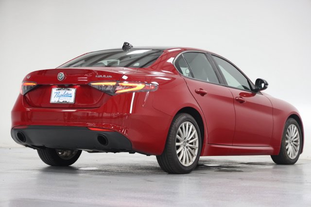 Used 2024 Alfa Romeo Giulia Sprint AWD/4WD image 16