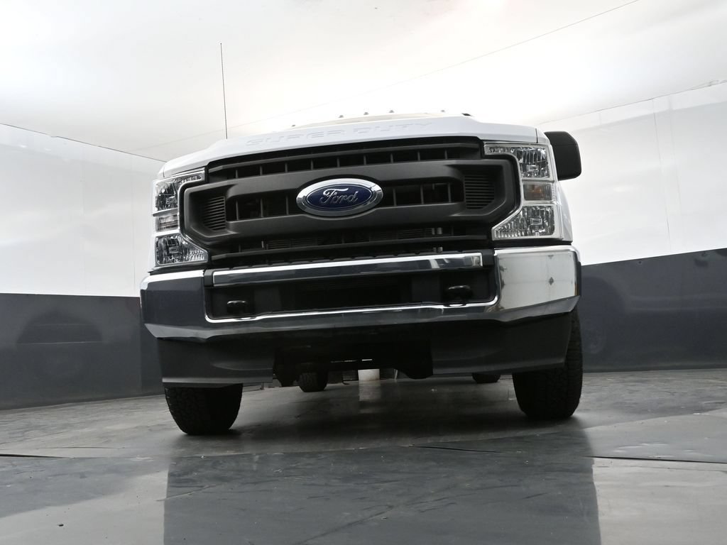 Used 2021 Ford F250 XL w/ Power Equipment Group AWD/4WD image 16
