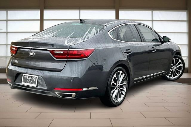 Used 2019 Kia Cadenza Technology image 2