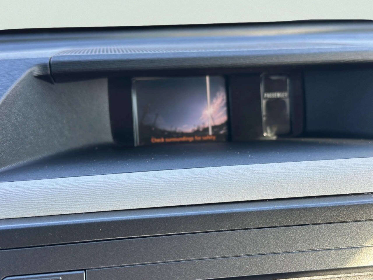 Used 2011 Toyota Sienna LE FWD image 27