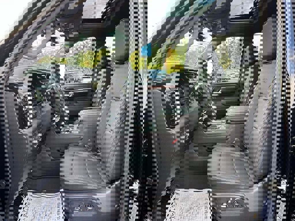 New 2025 GMC Sierra 2500 Denali w/ Denali Reserve Package image 11