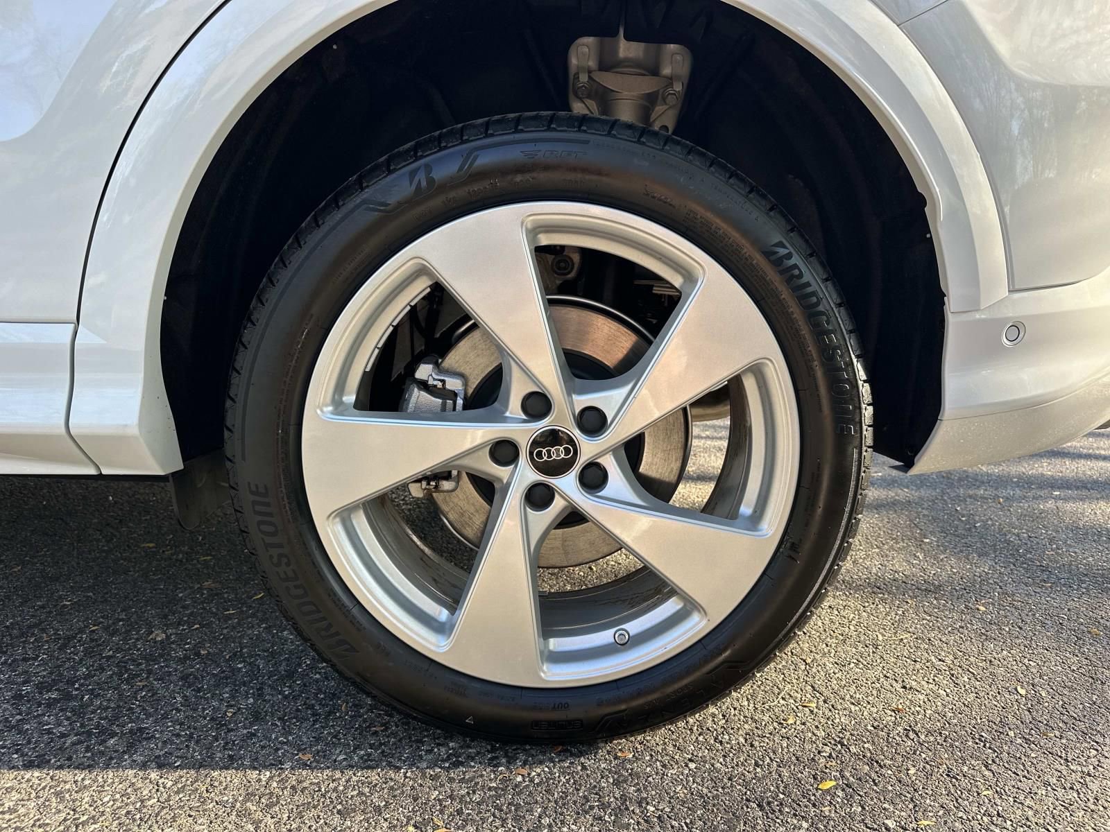 New 2025 Audi Q5 Premium Plus image 10