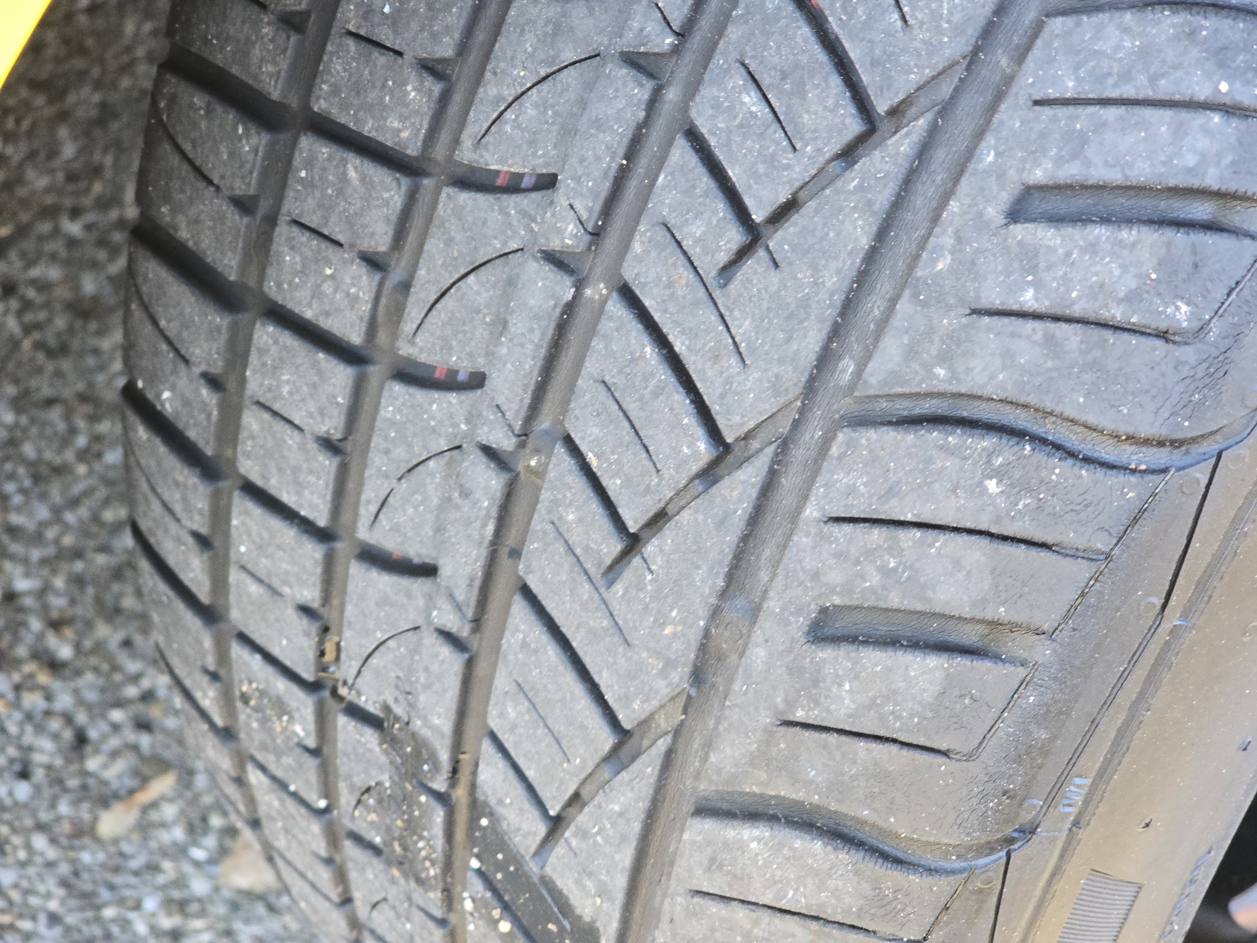 Used 2013 Chevrolet Camaro LS image 12