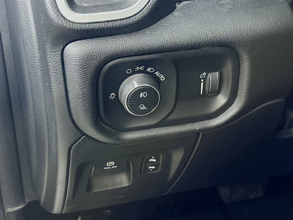 Used 2023 RAM 1500 Big Horn AWD/4WD image 19